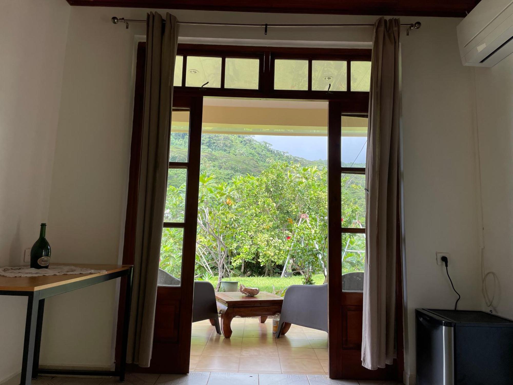 Villa Ura อุตูโรอา ภายนอก รูปภาพ